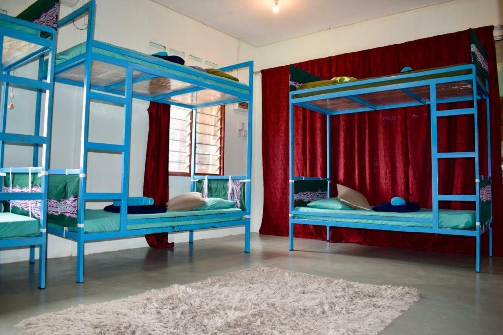 パンタイ・サナング Indiana Cafe & Dorm Bed & Breakfast エクステリア 写真